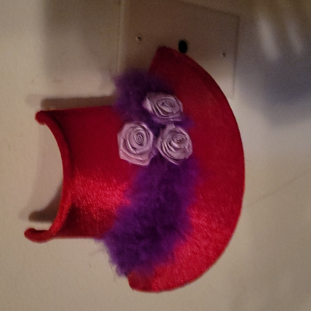 Red Hat nightlight